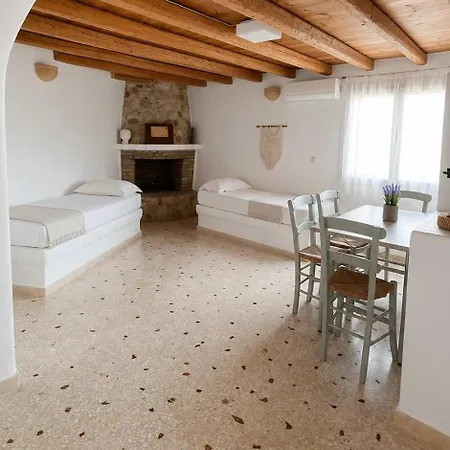 Bed and breakfast Paros Poolside Cozy Nests - Summer & Salty Getaways Kalami (Paros)